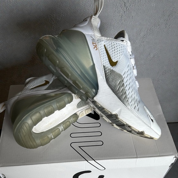 Nike Air Max 270 White Metallic Gold. Women's Size 7 - Picture 3 of 8